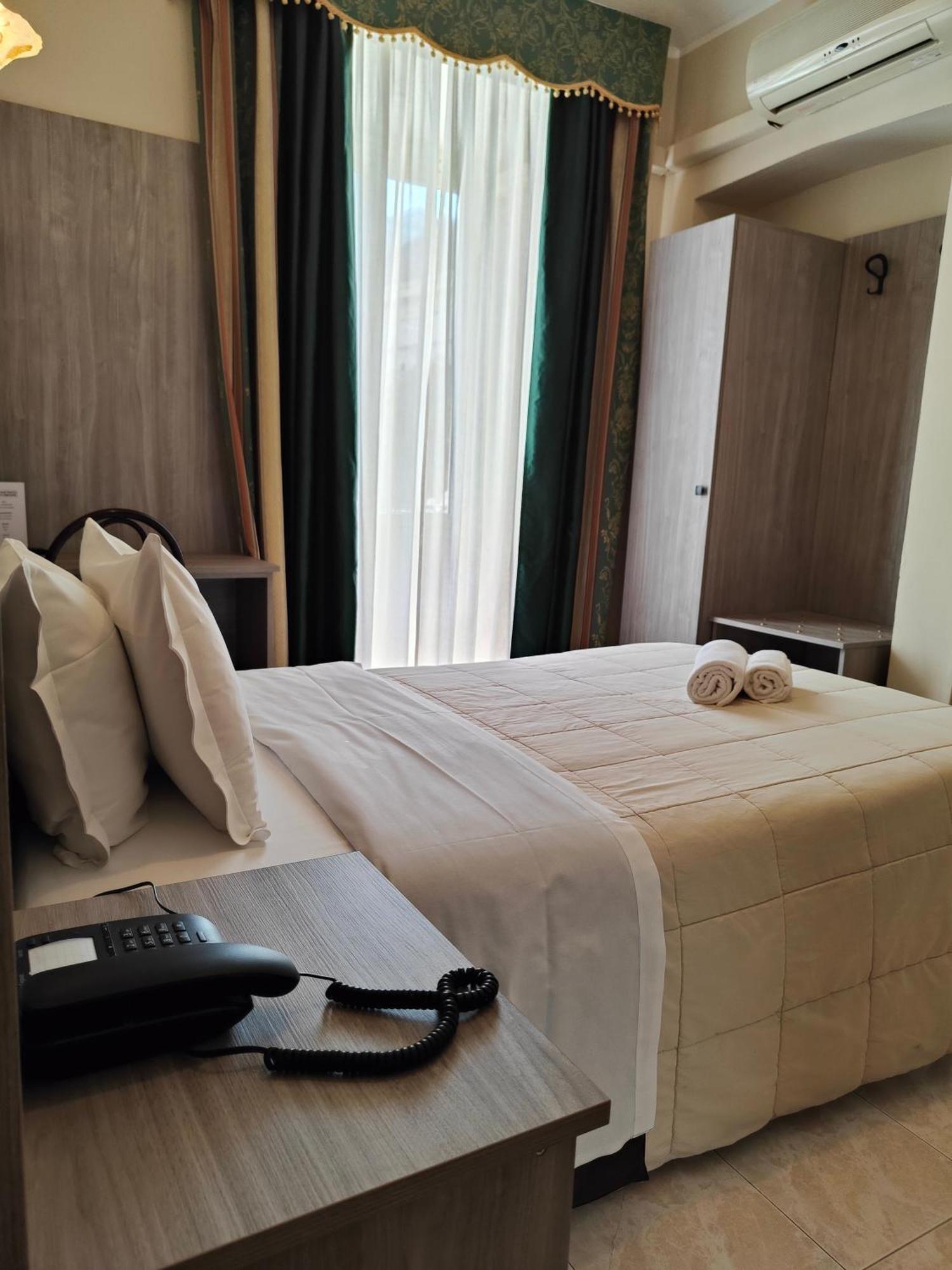 Hotel Romano Turin Ngoại thất bức ảnh